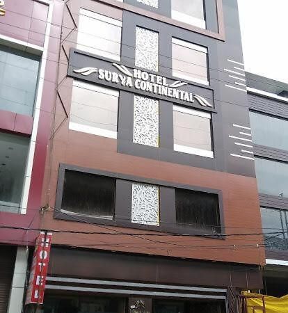 Hotel Surya Continental Lucknow Bagian luar foto